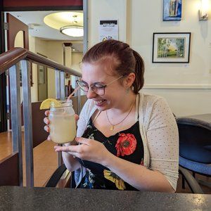 Meet your Posher, Emma